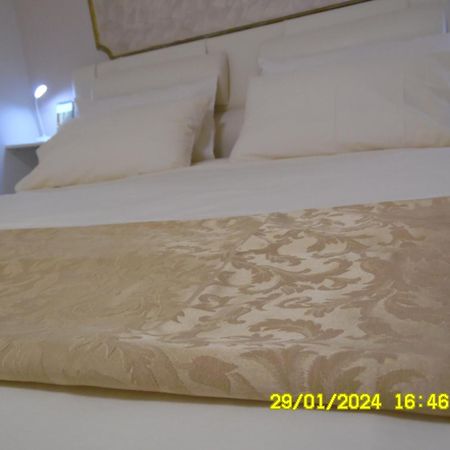 La Casa Di Giuditta - B&B Casa Vacanze - Ramacca Εξωτερικό φωτογραφία